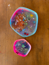 Load image into Gallery viewer, Blue time Resin Plate Set