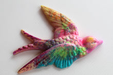 Load image into Gallery viewer, Daisy's Rainbow-Colourful Resin Bird