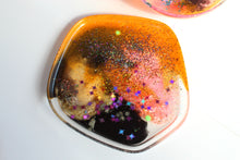 Load image into Gallery viewer, A Peachy Way Resin Plate Set
