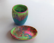 Load image into Gallery viewer, Neon Suds- Colourful Resin Soap Dish

