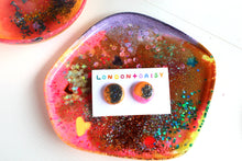 Load image into Gallery viewer, Mix &amp; Match Sparkly Resin Studs Large
